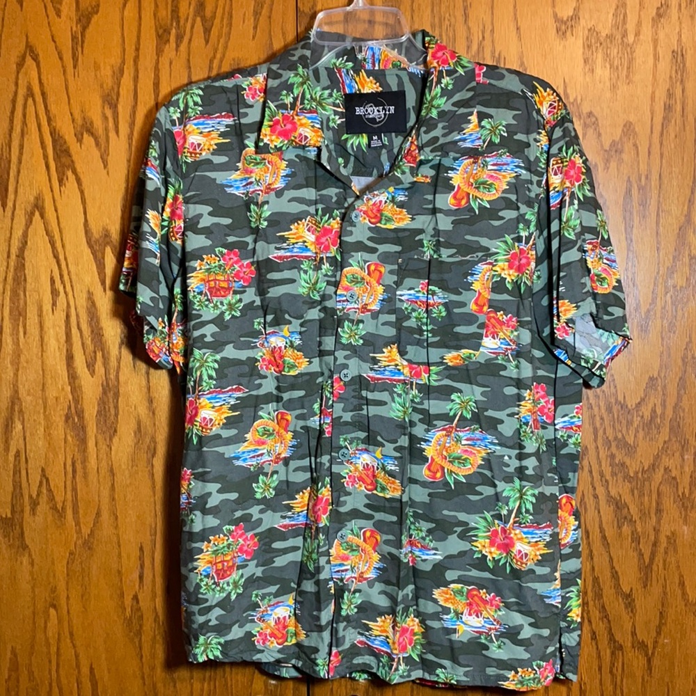 Hawaiian Button Up Shirt